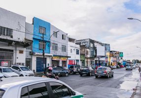 Prédio Comercial com 4 Quartos à venda, 300m²