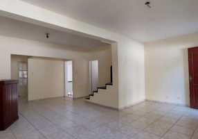 Sobrado com 3 Quartos à venda, 173m²