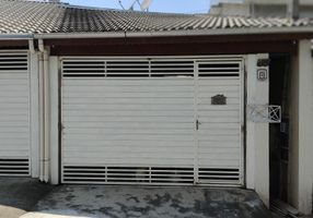 Casa com 2 Quartos à venda, 150m²