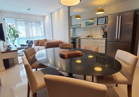 Apartamento com 2 Quartos à venda, 70m²