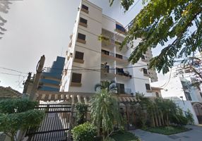 Apartamento com 2 Quartos à venda, 70m²