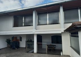 Imóvel Comercial com 3 Quartos para alugar, 320m²