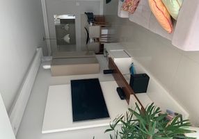 Apartamento com 2 Quartos à venda, 70m²