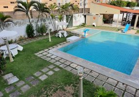 Apartamento com 3 Quartos para alugar, 70m²