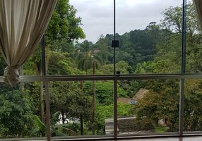 Casa com 3 Quartos à venda, 300m²