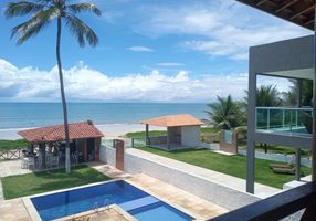 Casa com 5 Quartos à venda, 230m²
