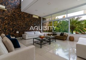 Casa de Condomínio com 6 Quartos para venda ou aluguel, 530m²