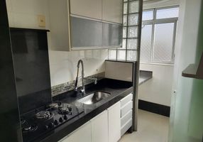 Apartamento com 3 Quartos à venda, 85m²