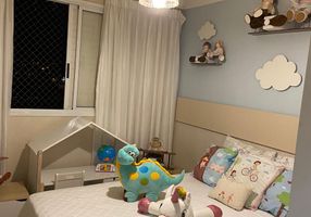 Apartamento com 3 Quartos à venda, 77m²
