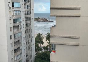 Apartamento com 3 Quartos à venda, 141m²