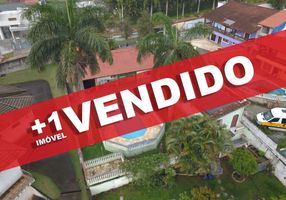 Casa com 3 Quartos à venda, 200m²