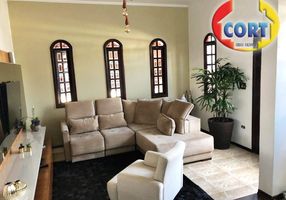 Sobrado com 3 Quartos para venda ou aluguel, 159m²