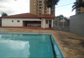 Apartamento com 3 Quartos à venda, 76m²