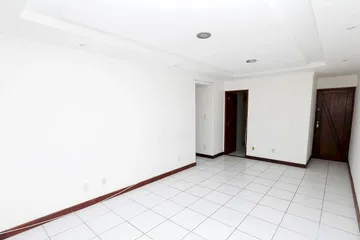 Foto 2 de Apartamento com 3 Quartos à venda, 100m² em Amaralina, Salvador