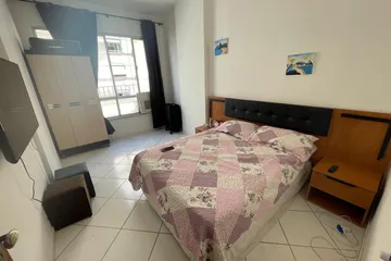 Foto 1 de Kitnet com 1 Quarto à venda, 35m² em Copacabana, Rio de Janeiro