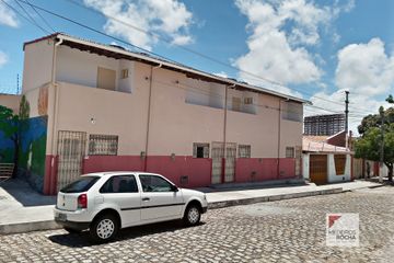 Kitnet na Rua Benedito Serra, 56, Nova Parnamirim em Parnamirim, por R$  450/Mês - Viva Real