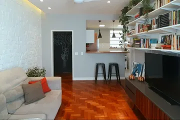 Foto 2 de Apartamento com 2 Quartos à venda, 70m² em Botafogo, Rio de Janeiro