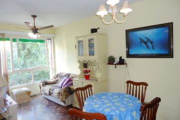 Apartamento com 2 Quartos à venda, 61m²