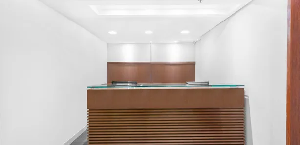 Sala Comercial para alugar, 100m² no Asa Norte, Brasília