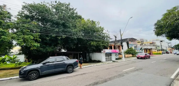 Lote/Terreno à venda, 1075m² no Cachoeirinha, Manaus