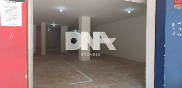Ponto Comercial à venda, 120m² no Leme, Rio de Janeiro