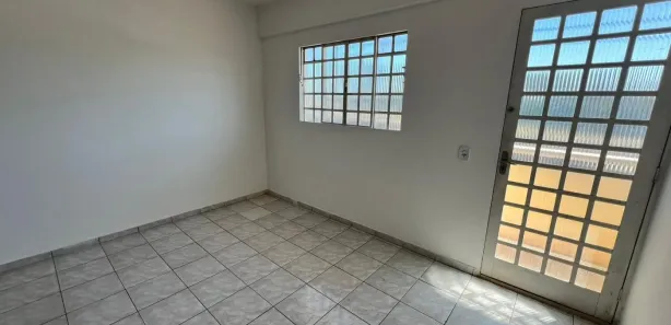 Kitnet para alugar, 25m² no Residencial Santos Dumont, Brasília