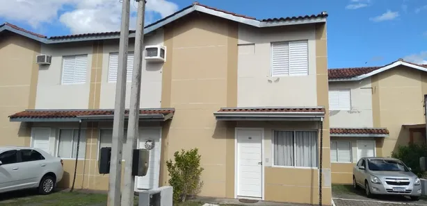 Casa com 2 Quartos para alugar, 110m² no Igara, Canoas