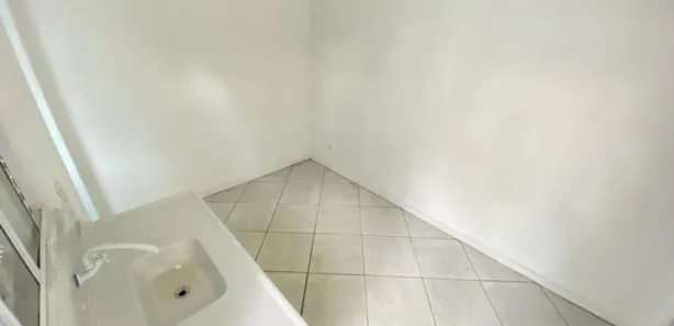 Kitnet com 1 Quarto para alugar, 30m² no Vila Militar I, Piraquara