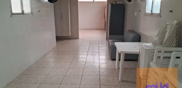 Apartamento com 2 Quartos à venda, 75m² no Leme, Rio de Janeiro