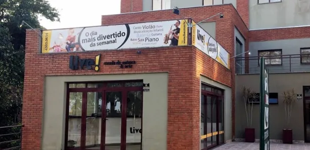 Ponto Comercial à venda, 176m² no Chácara São João, Carapicuíba