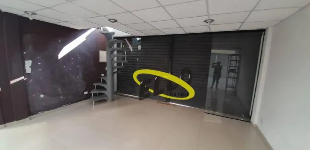 Ponto Comercial à venda, 44m² no Jardim da Glória, Cotia