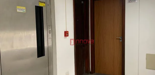 Sala Comercial à venda, 27m² no Pituba, Salvador