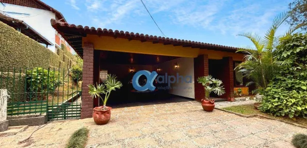 Casa com 4 Quartos para alugar, 280m² no Morin, Petrópolis