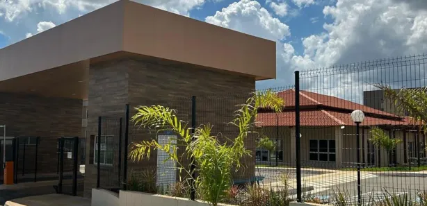 Casa de Condomínio com 2 Quartos para alugar, 51m² no Jardim Maranata, Aparecida de Goiânia