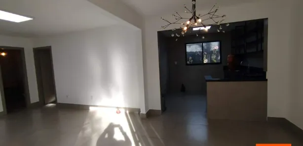 Casa com 2 Quartos para alugar, 1000m² no São Luiz, Belo Horizonte