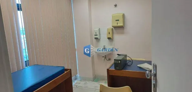 Sala Comercial para venda ou aluguel, 380m² no Zé Garoto, São Gonçalo