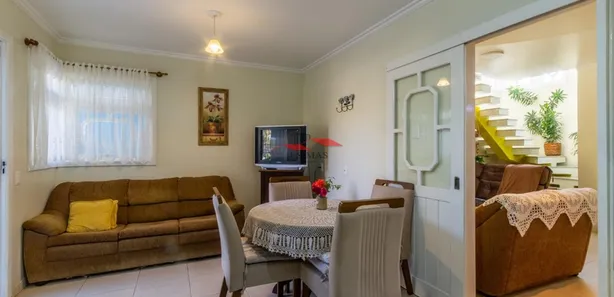 Sobrado com 3 Quartos à venda, 147m² no Vila Márcia, Cachoeirinha