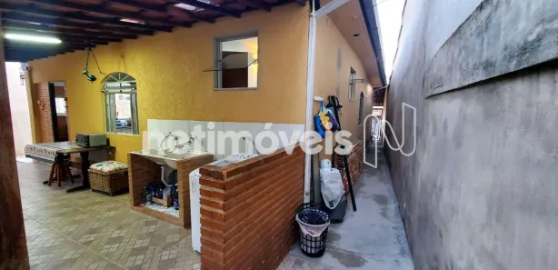 Casa com 3 Quartos à venda, 330m² no São Marcos, Belo Horizonte