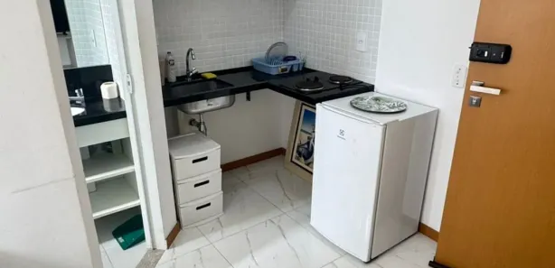 Apartamento com 1 Quarto para alugar, 16m² no Costa Azul, Salvador