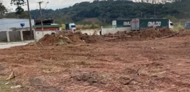 Galpão/Depósito/Armazém para venda ou aluguel, 800m² no Parque Paraíso, Itapecerica da Serra