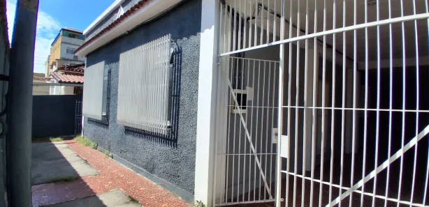 Casa com 3 Quartos para alugar, 10m² no Centro, Nova Iguaçu