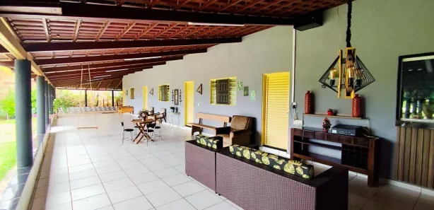 Fazenda/Sítio com 3 Quartos à venda, 337m² no Zona Rural, 