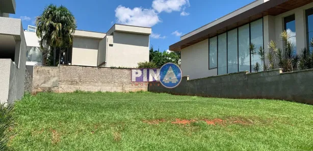 Lote/Terreno à venda, 451m² no Jardins Verona, Goiânia