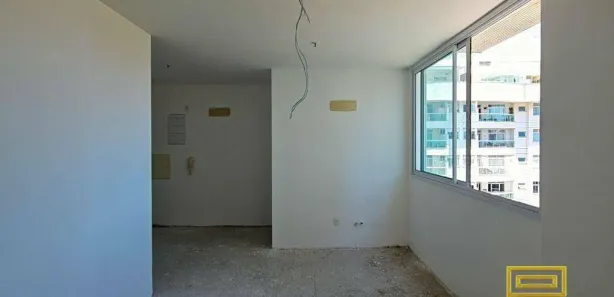 Sala Comercial à venda, 31m² no Santa Rosa, Niterói