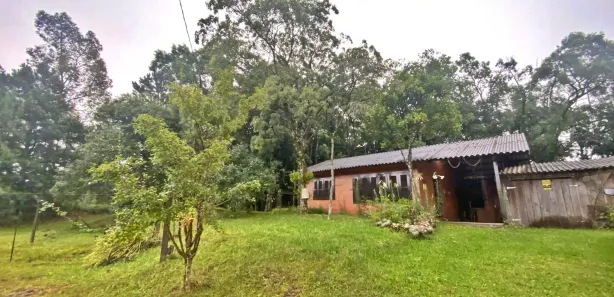 Fazenda/Sítio com 2 Quartos para alugar, 10000m² no Monte Bérico, Caxias do Sul