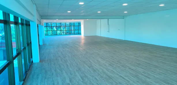 Ponto Comercial para alugar, 300m² no Barra Olímpica, Rio de Janeiro