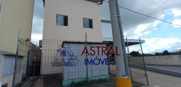 Galpão/Depósito/Armazém para venda ou aluguel, 1150m² no Centro, Taubaté