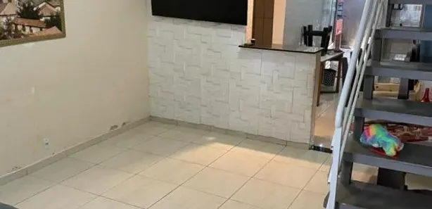Sobrado com 2 Quartos à venda, 75m² no Vila Veloso, Carapicuíba