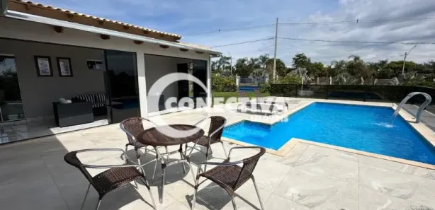 Fazenda/Sítio com 4 Quartos à venda, 160m² no Centro, Guapó