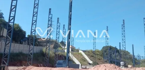 Galpão/Depósito/Armazém para venda ou aluguel, 800m² no Parque Paraíso, Itapecerica da Serra
